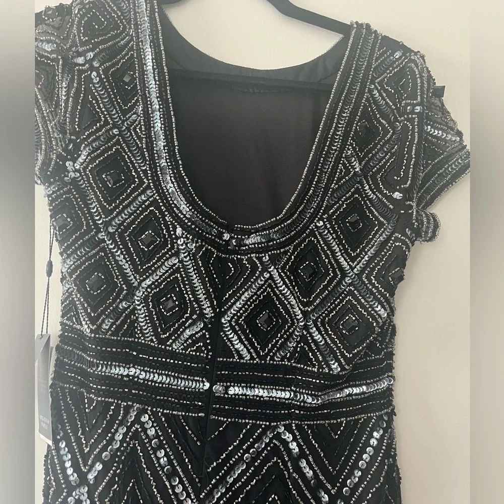 NWT Adrianna Papell Art Deco Diamond Beaded Evening Gown with Cap Sleeves - Picture 8 of 16
